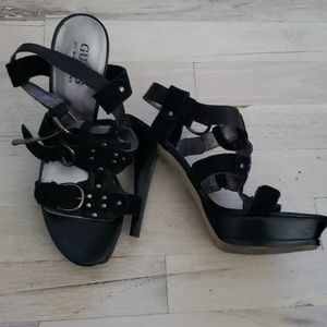 Guess by Marciano Shoes - Guess shoes Guess by Marciano Shoes - Guess shoes